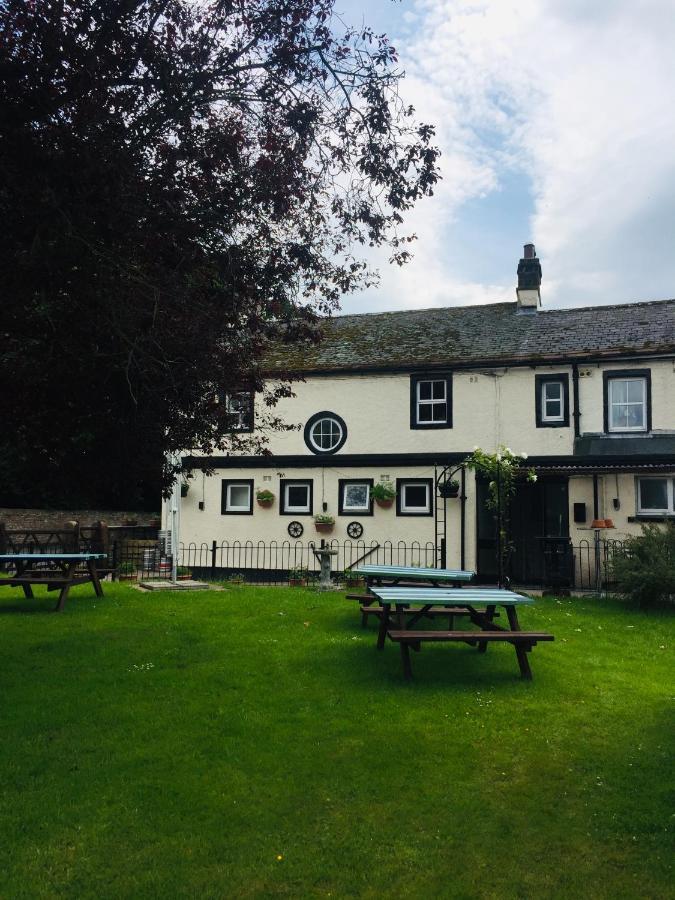 The Globe Inn Penrith Eksteriør bilde